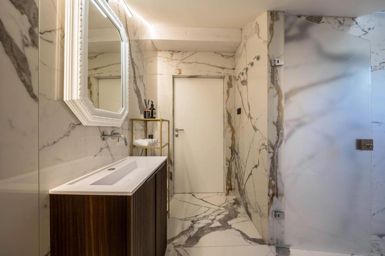 App 301 Palazzo Cavour Apartment โบลซาโน ภายนอก รูปภาพ